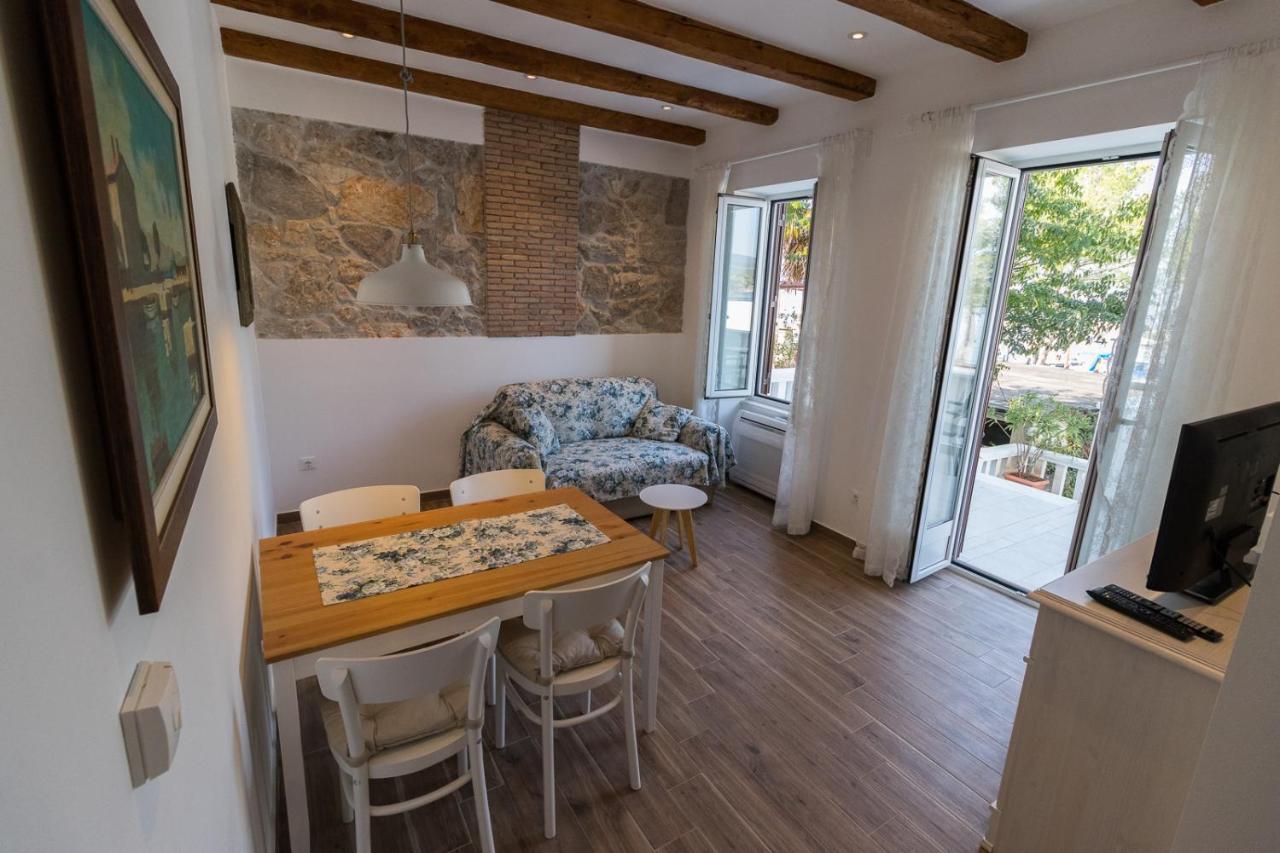 Apartman Hrabric 2 Njivice Kültér fotó