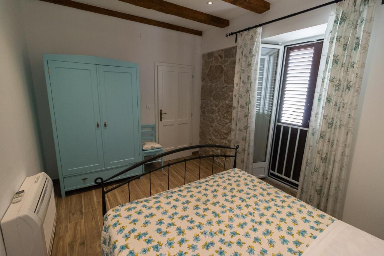 Apartman Hrabric 2 Njivice Kültér fotó