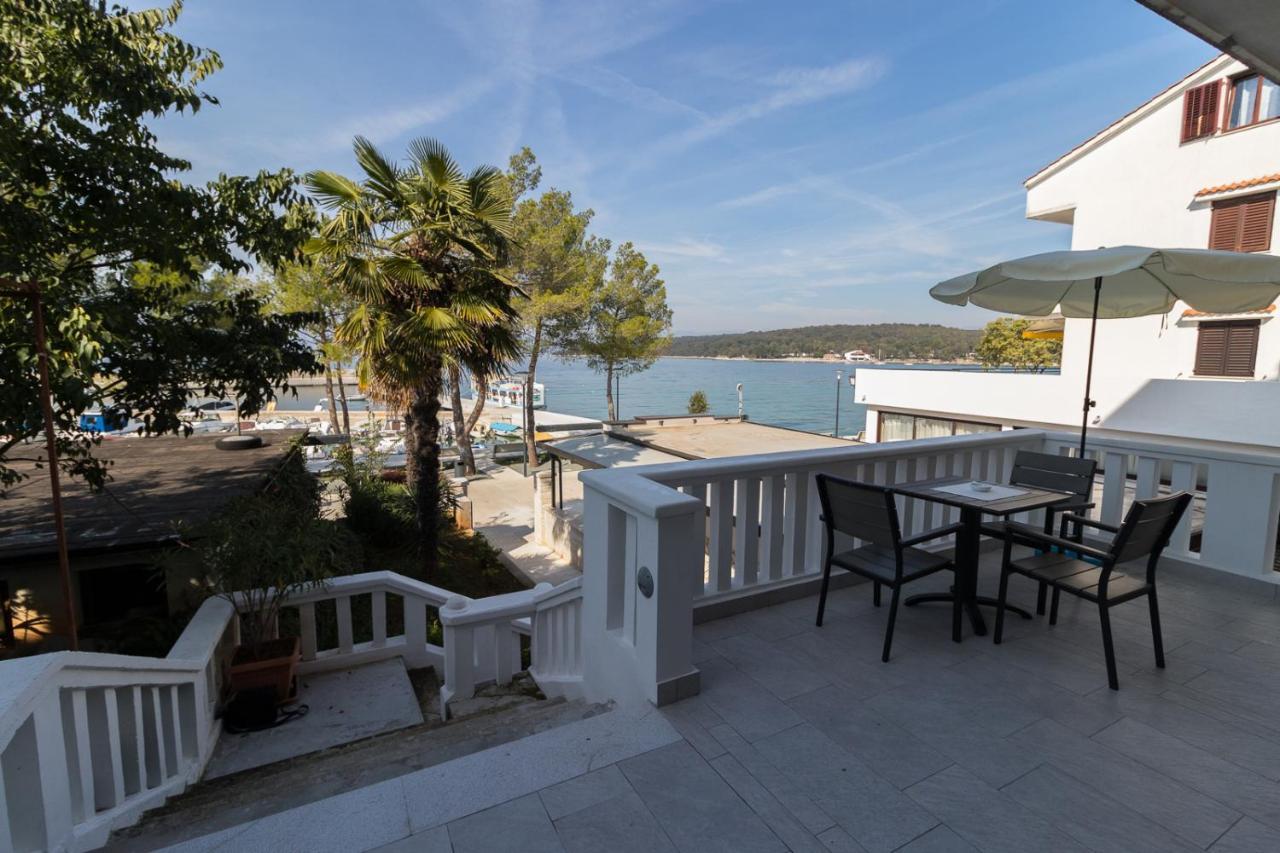 Apartman Hrabric 2 Njivice Kültér fotó